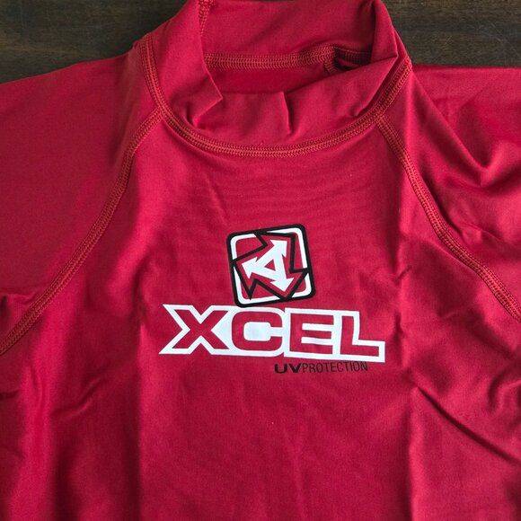 XCel Shortsleeve Kid's Surf Swimming Shirt Red 40529 NWT - Picture 5 of 12